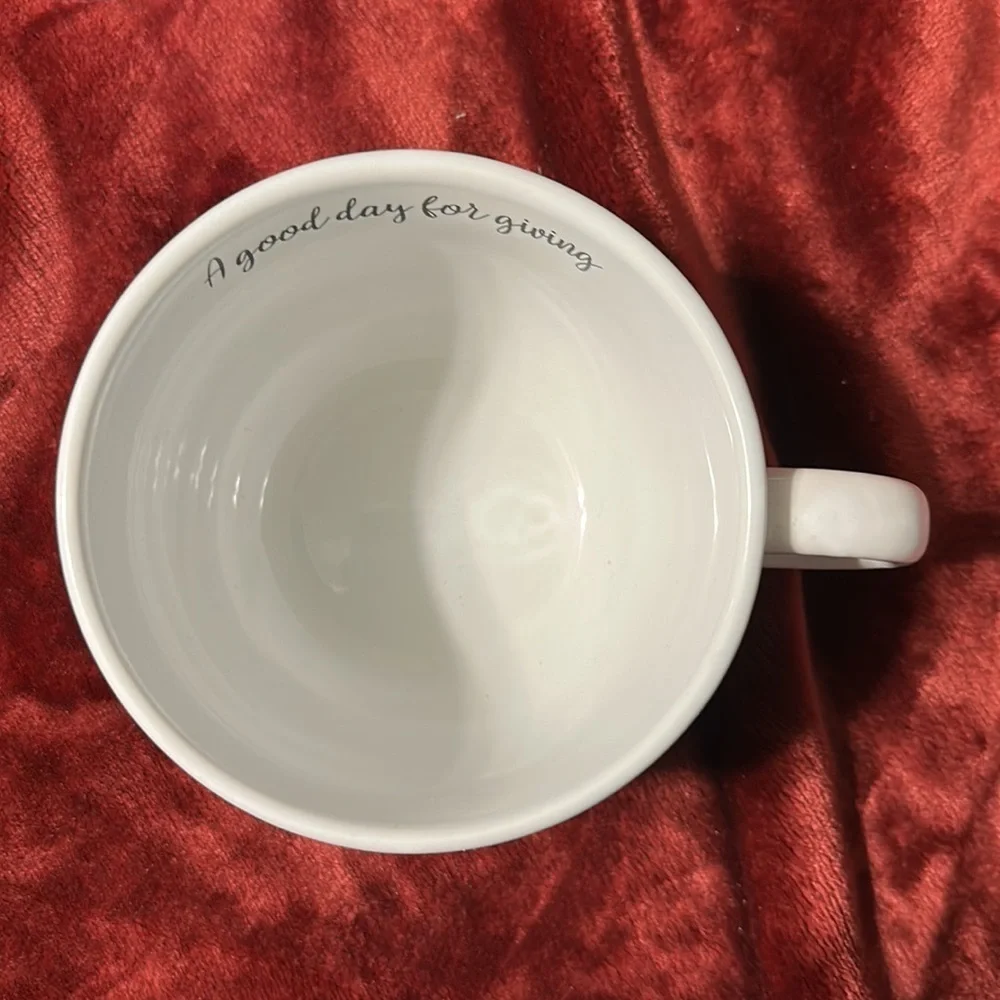 New Winnie the Pooh Christmas Mug
